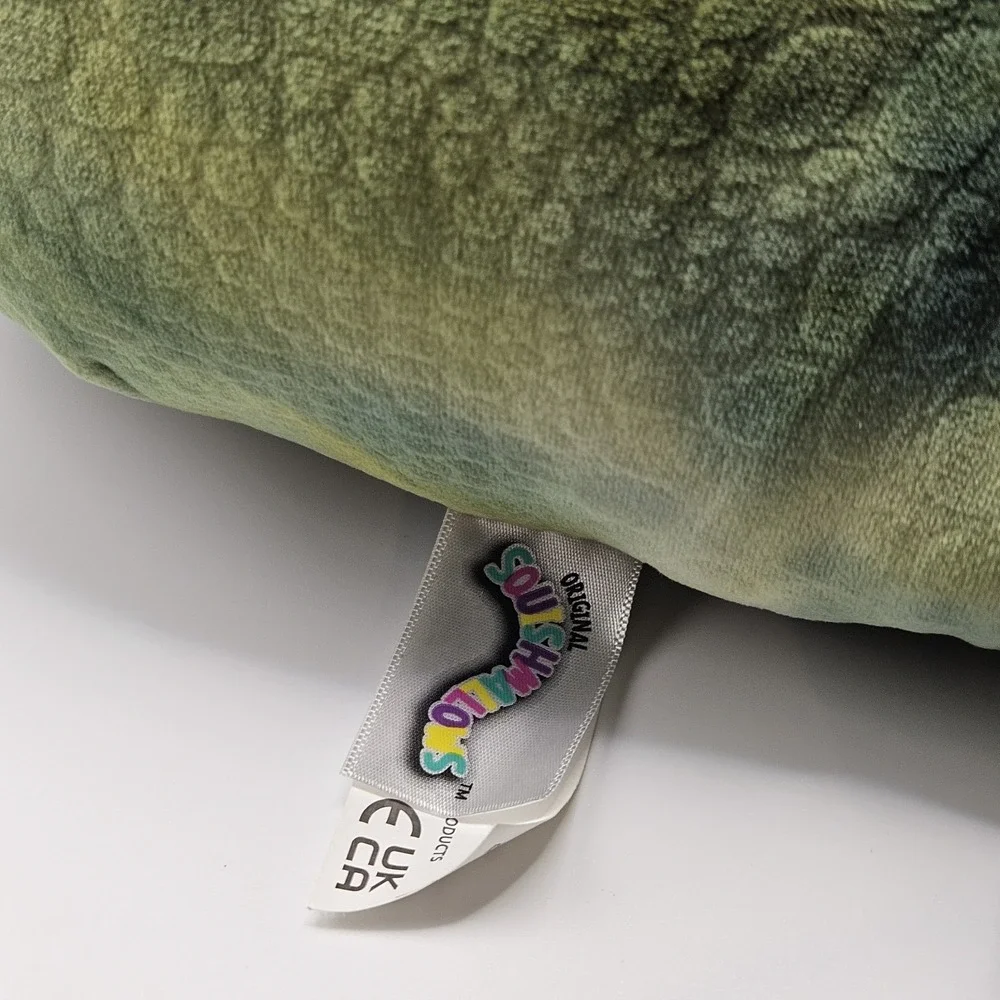 Kellytoy textured alligator